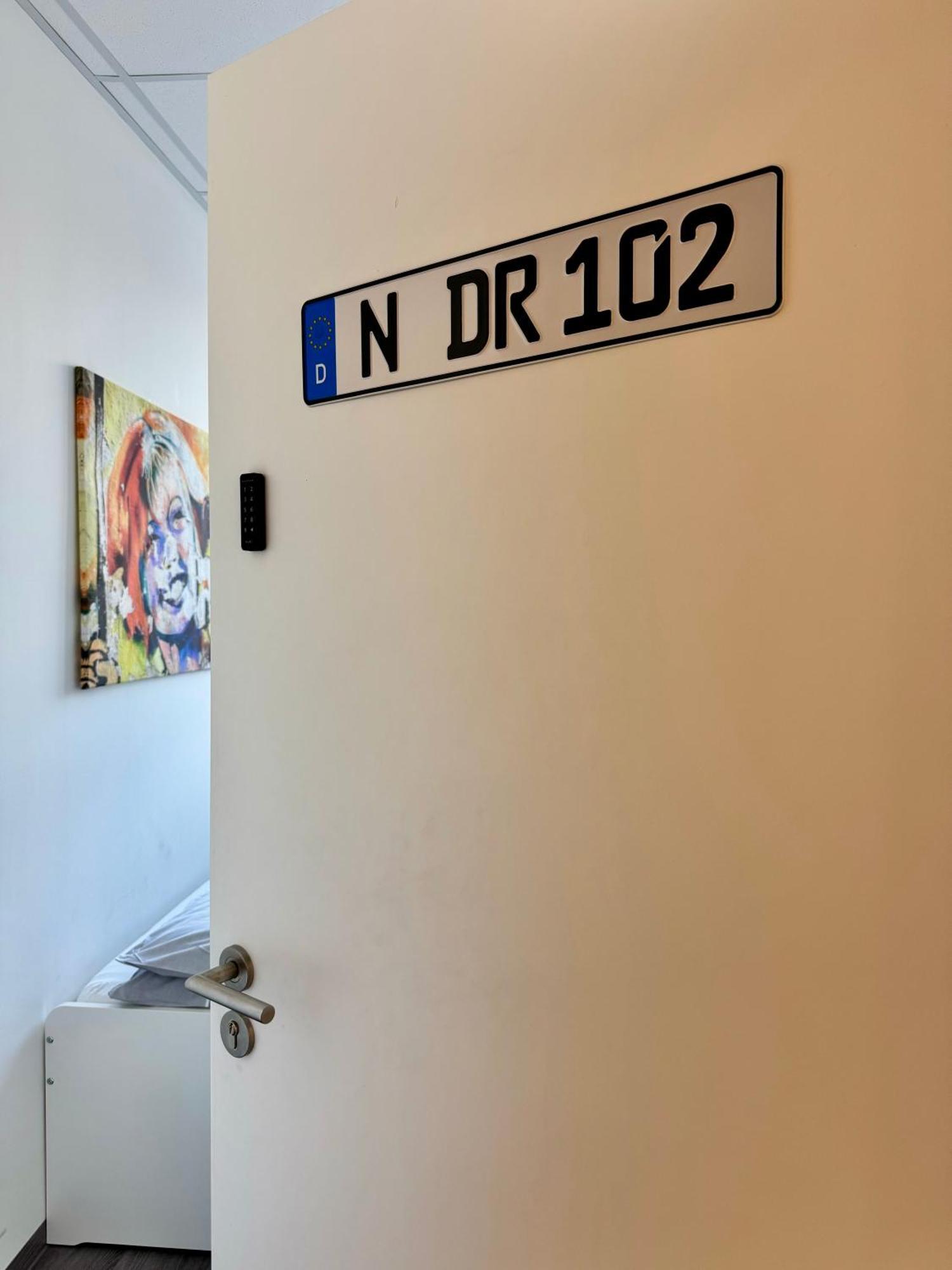 Driver Rooms Nuremberg Bagian luar foto